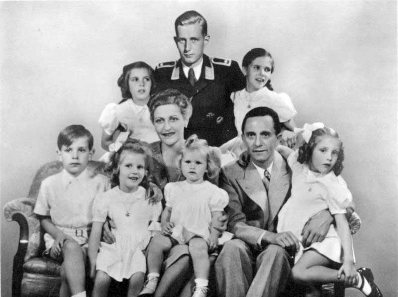 http://skepticism-images.s3-website-us-east-1.amazonaws.com/images/jreviews/Goebbels-Family.jpg